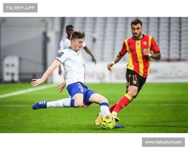 昂热vs朗斯定位球战术解密：四人掩护跑位创造射门空间